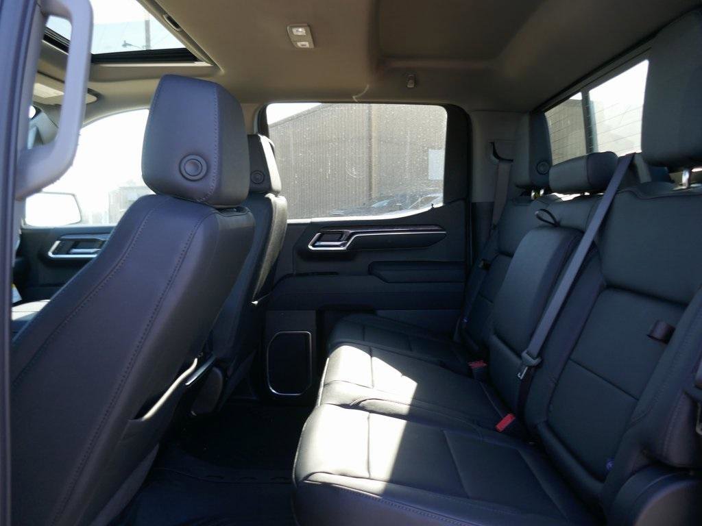 New 2026 Chevrolet Silverado 1500 LTZ w/ LTZ Premium Package image 13