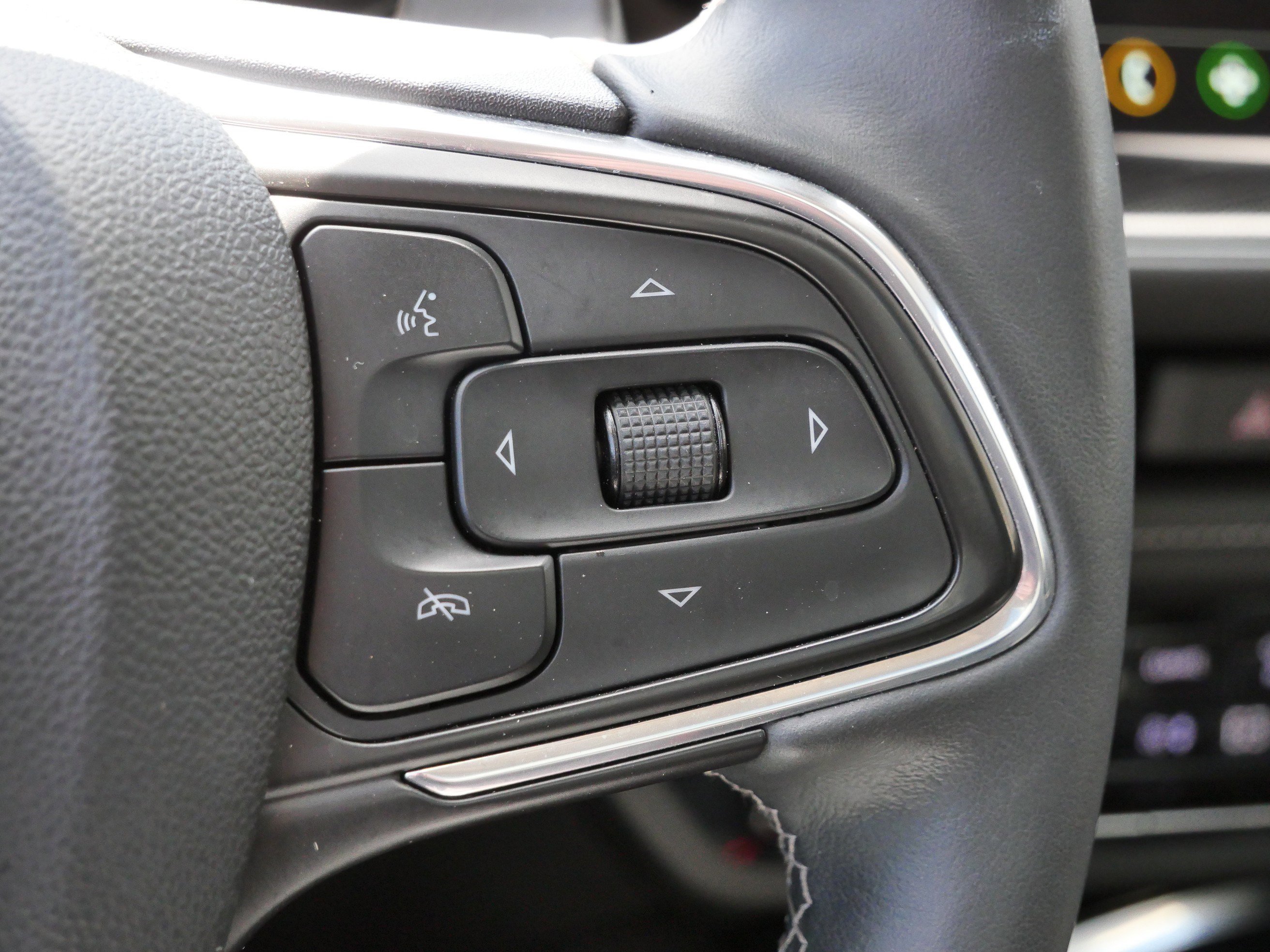Used 2023 Buick Envision Essence w/ Sport Touring Package AWD/4WD image 31