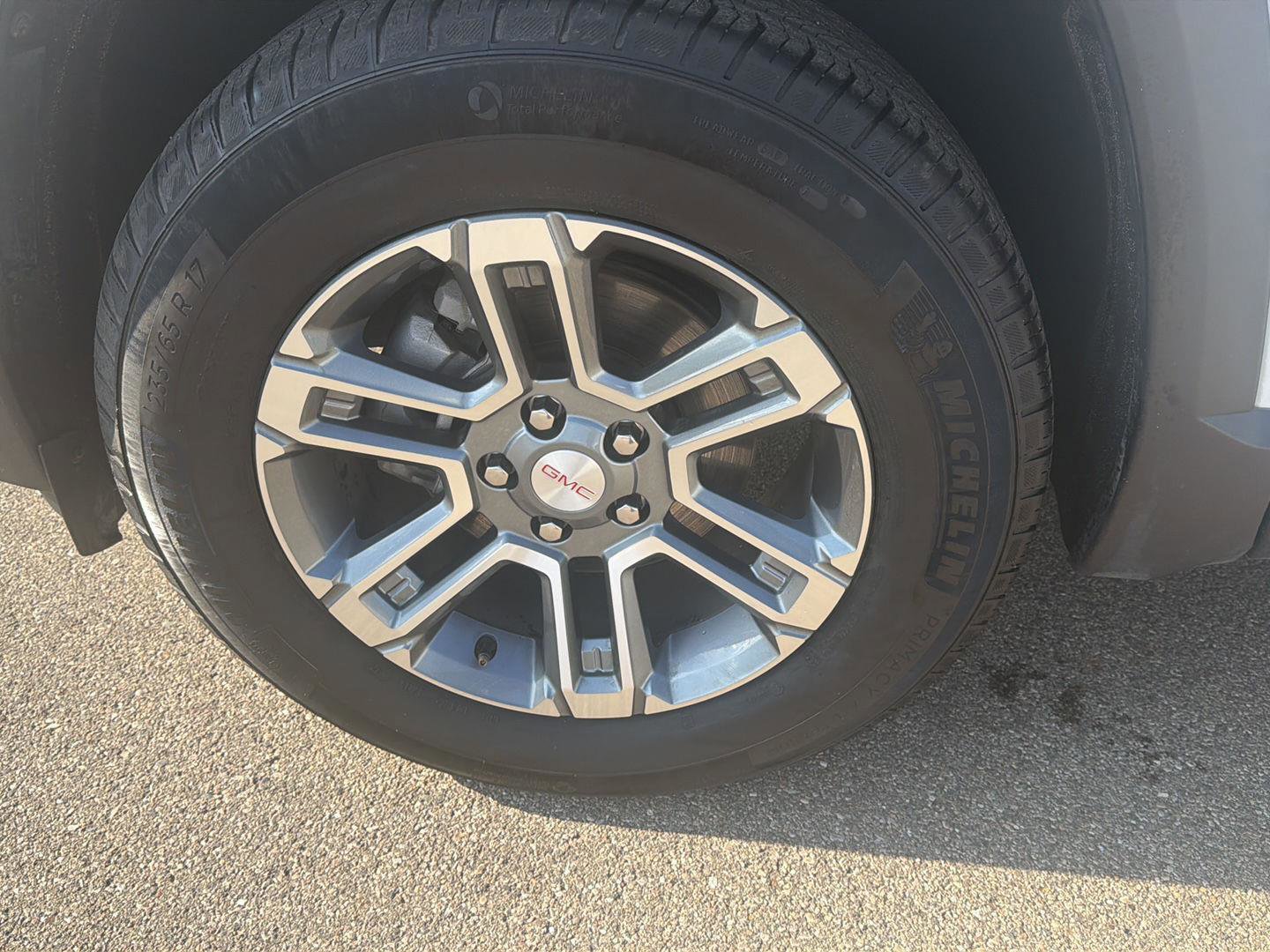 Used 2025 GMC Terrain Elevation AWD/4WD image 9
