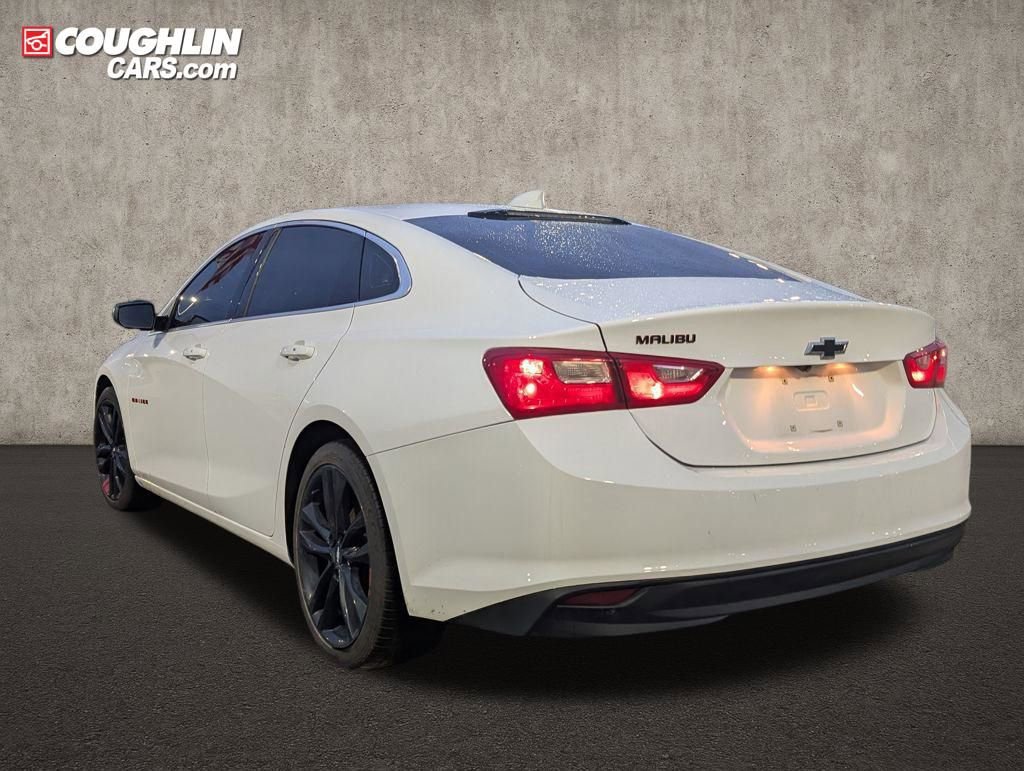 Used 2018 Chevrolet Malibu LT w/ Redline Edition image 5
