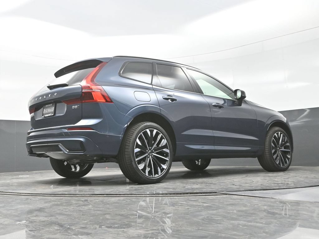 New 2026 Volvo XC60 B5 Ultra w/ Protection Package Premier AWD/4WD image 25
