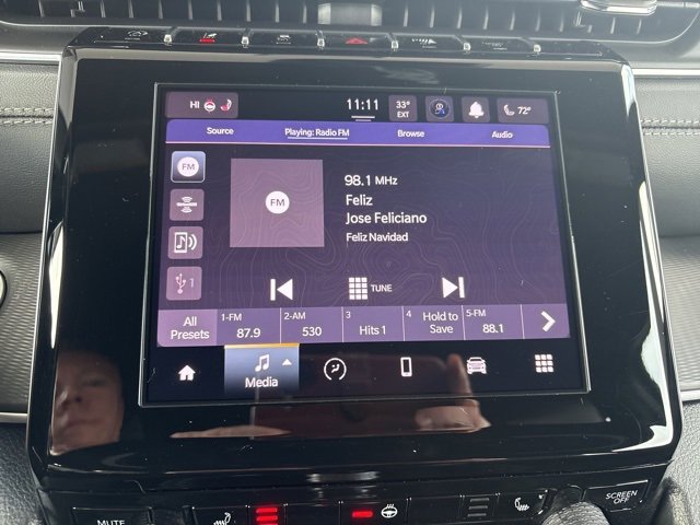 New 2025 Jeep Grand Cherokee Altitude image 12