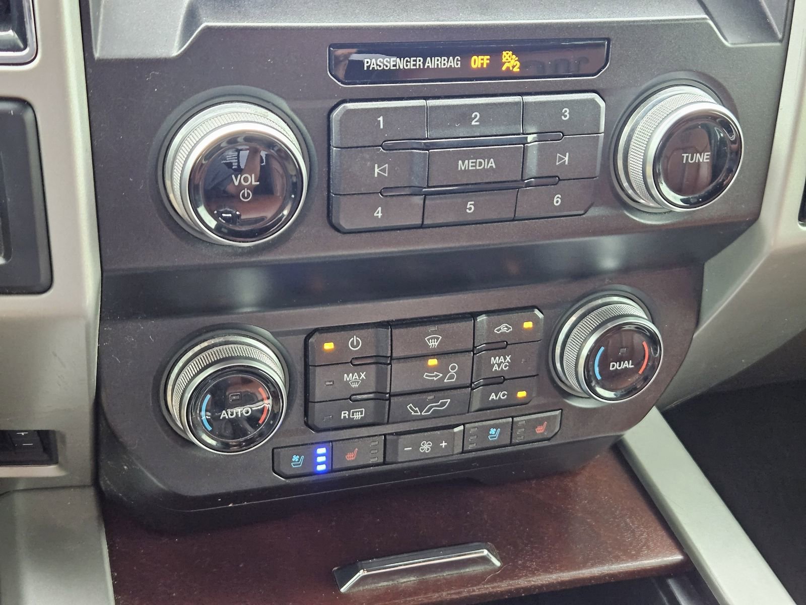 Used 2019 Ford F150 King Ranch image 22