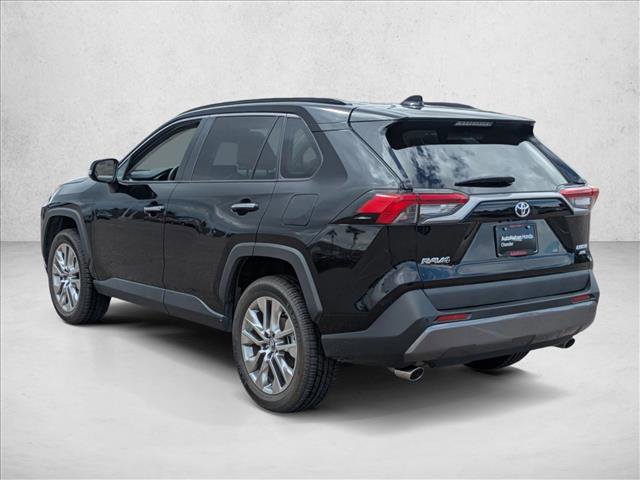 Used 2019 Toyota RAV4 Limited image 7
