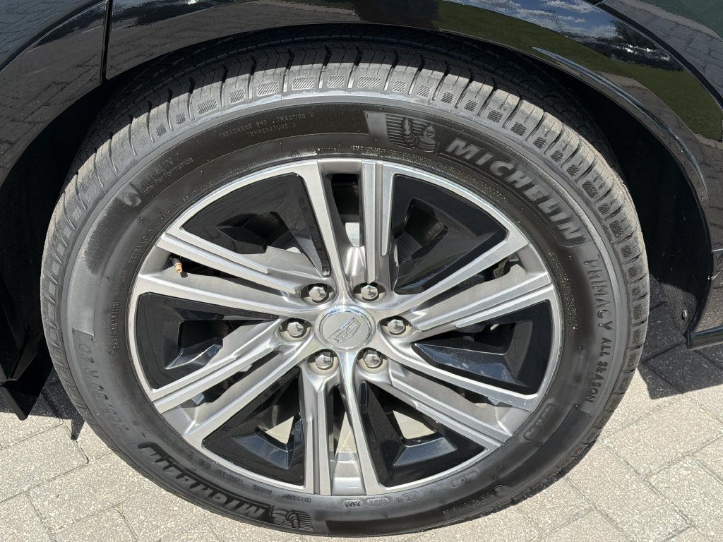 Certified 2024 Cadillac Lyriq Luxury w/ LPO, Floor Liner Package RWD image 16