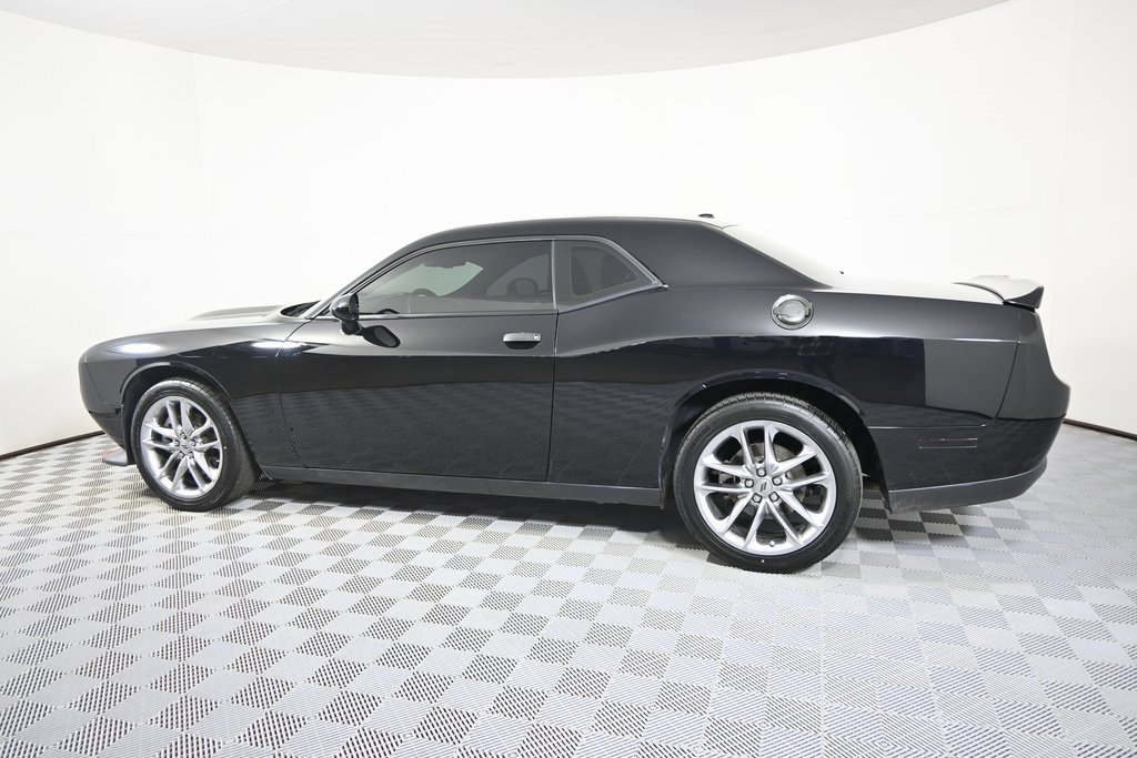 Used 2023 Dodge Challenger GT image 3