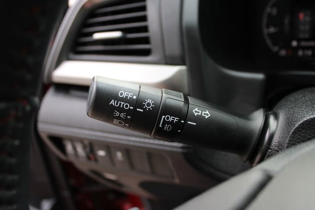 Used 2025 Honda Odyssey Sport-L image 10