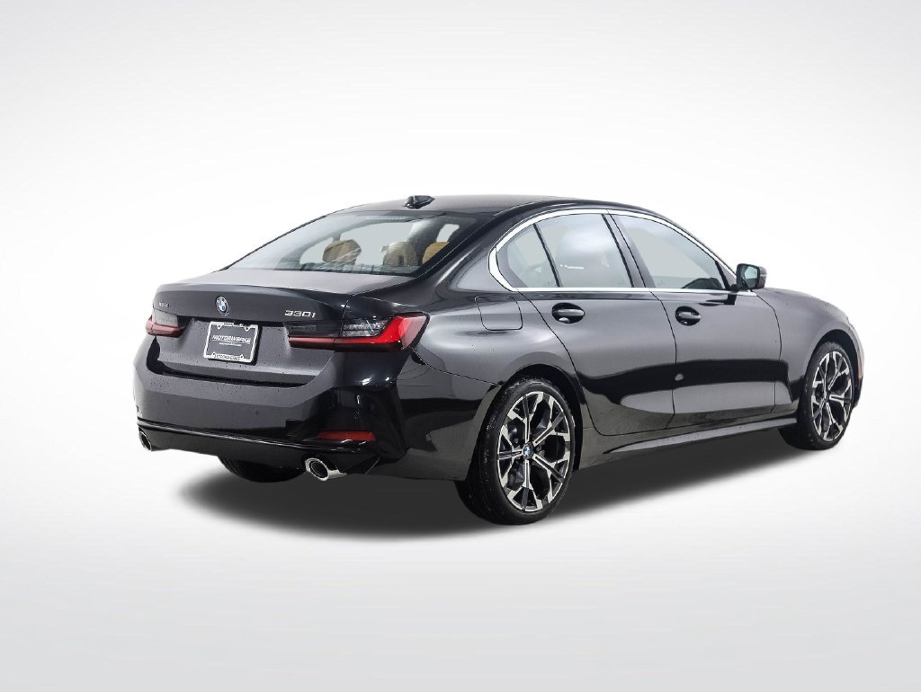 Used 2026 BMW 330i xDrive Sedan w/ Convenience Package AWD/4WD image 5