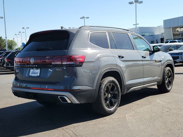 New 2026 Volkswagen Atlas Peak Edition AWD/4WD image 3