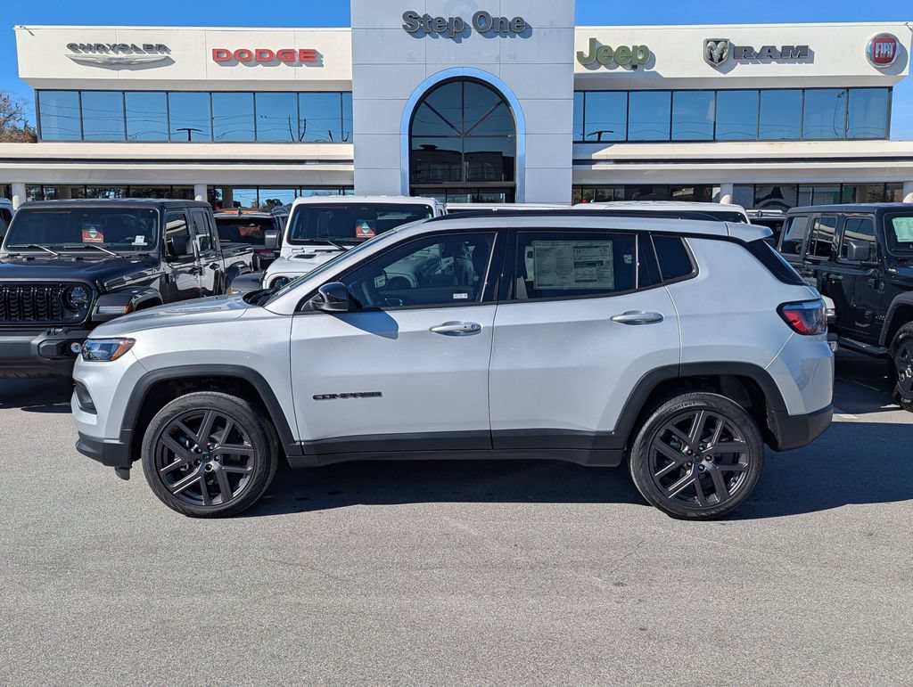 New 2026 Jeep Compass Latitude AWD/4WD image 8