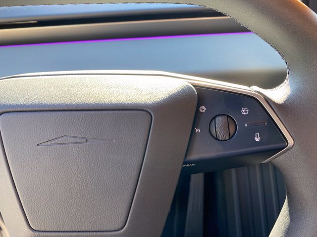 Used 2026 Tesla Cybertruck AWD Crew Cab image 17