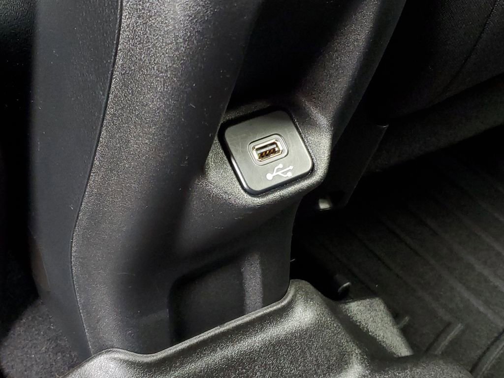 Used 2019 Jeep Renegade Latitude w/ Cold Weather Group AWD/4WD image 29