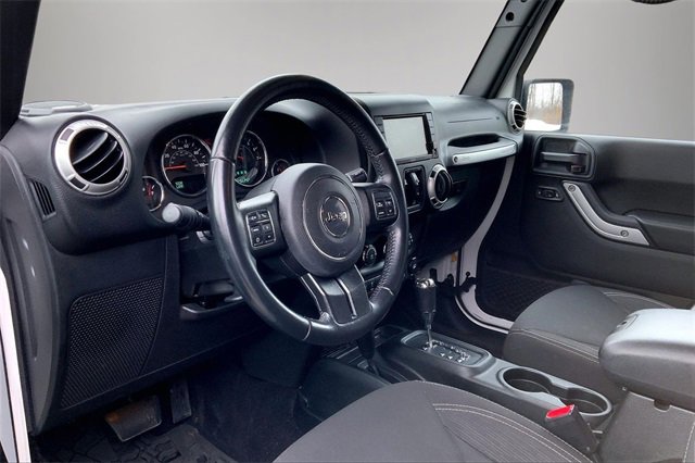 Used 2017 Jeep Wrangler Unlimited Sahara w/ Dual Top Group image 11