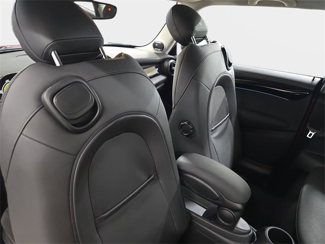 Used 2023 MINI Cooper SE image 13