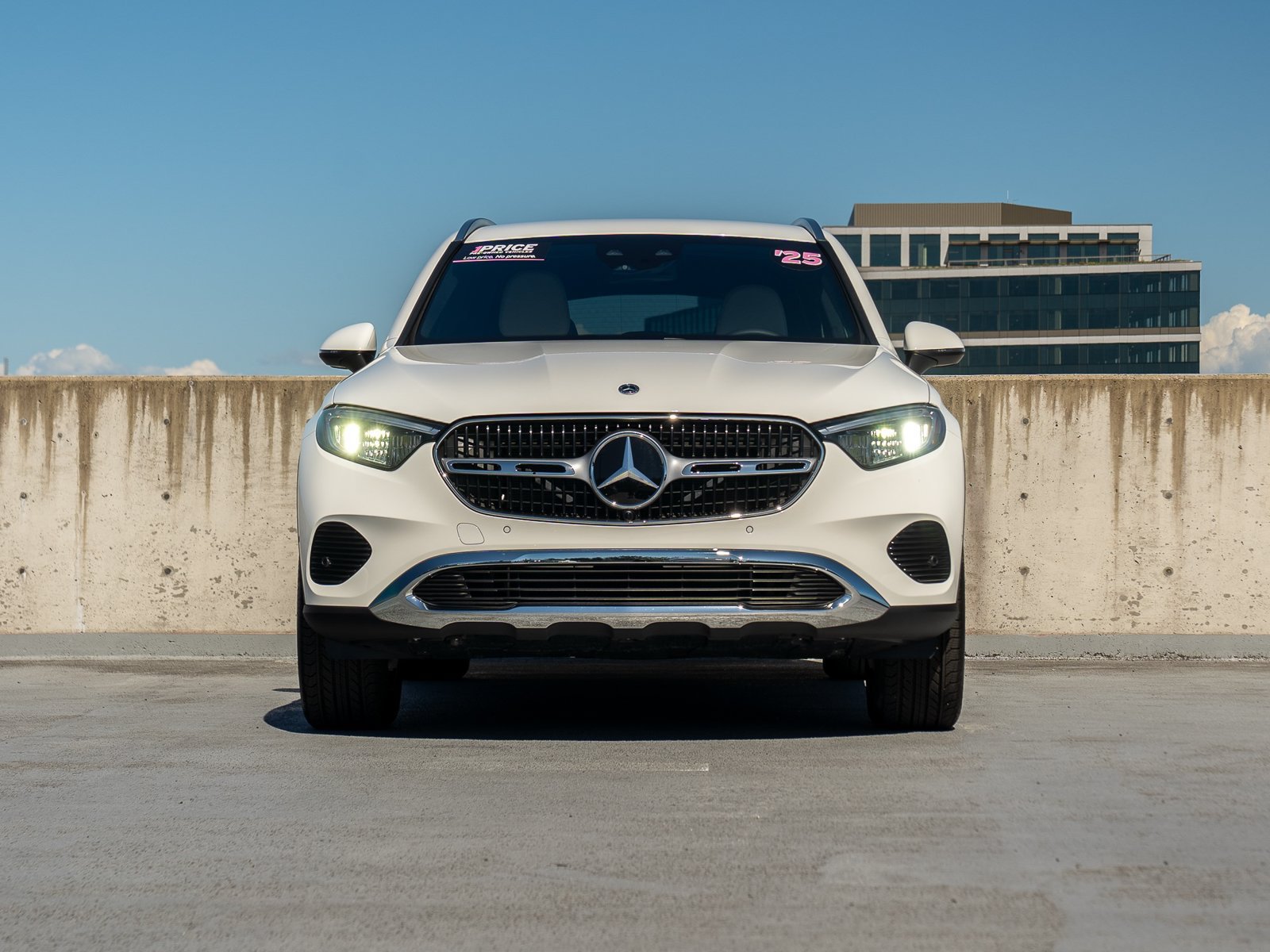 Used 2025 Mercedes-Benz GLC 350e 4MATIC w/ Driver Assistance Package image 2