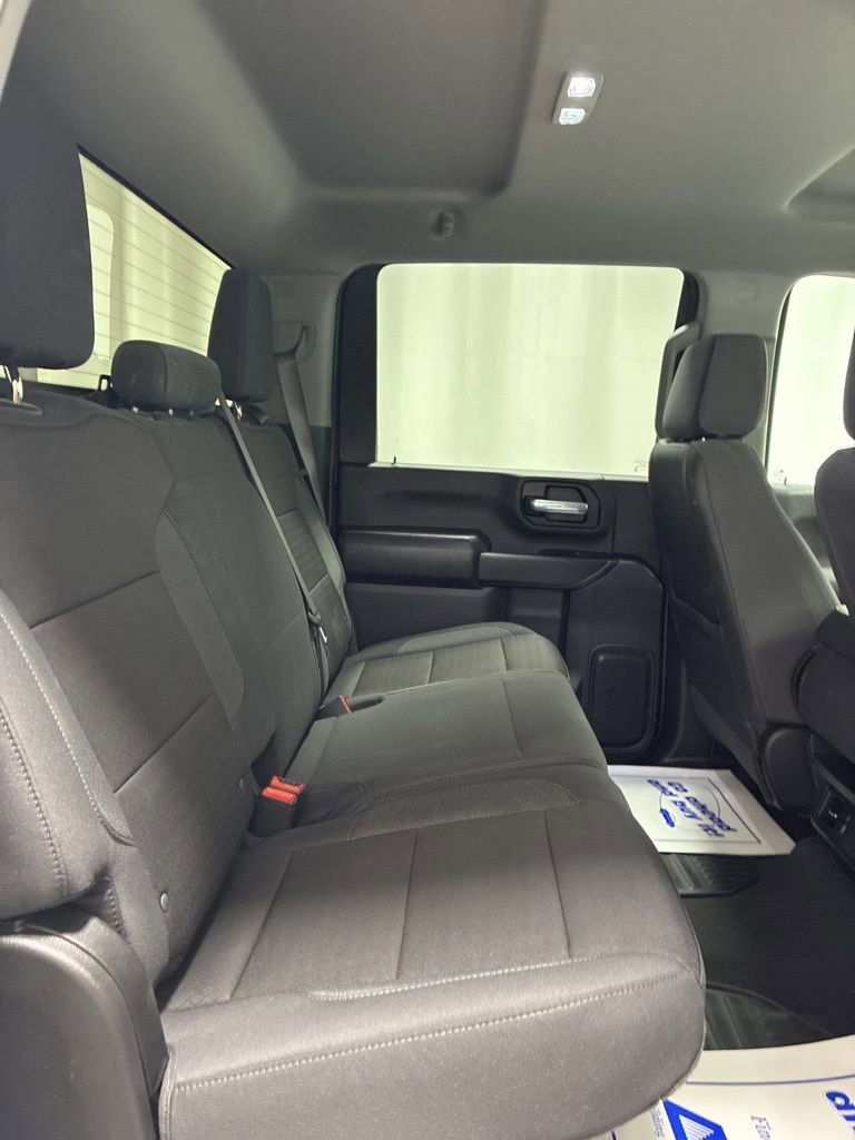 Used 2025 Chevrolet Silverado 2500 Custom w/ Custom Value Package image 23