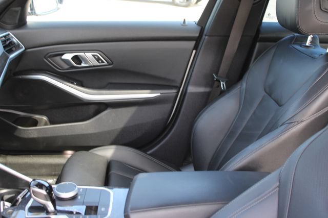 Used 2022 BMW 330e w/ Convenience Package RWD image 34