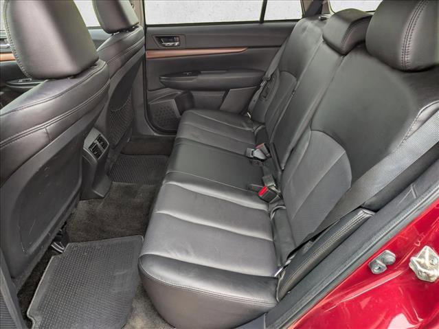 Used 2014 Subaru Outback 3.6R Limited w/ Moonroof Package image 18
