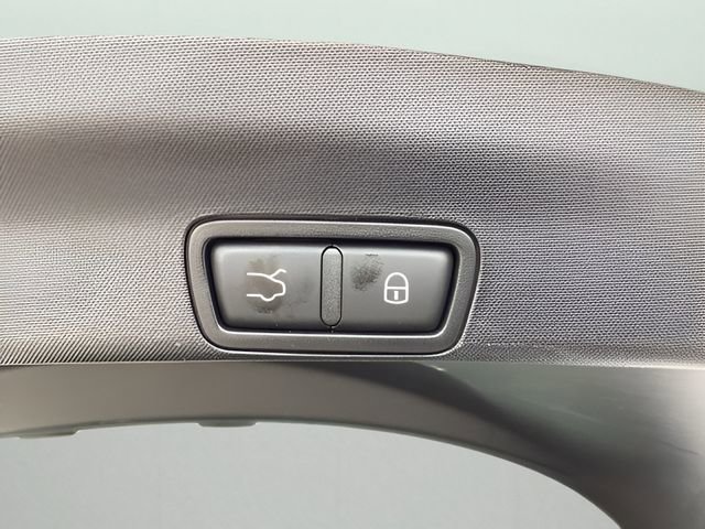 Used 2024 Alfa Romeo Stelvio Veloce image 23