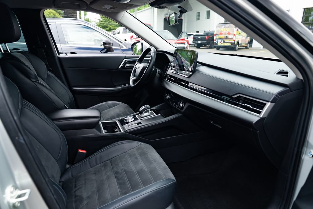 Used 2022 Mitsubishi Outlander SE FWD image 24