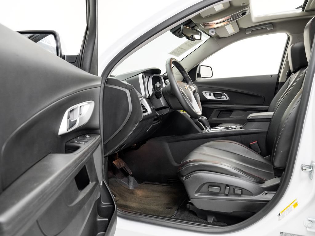 Used 2016 Chevrolet Equinox LTZ w/ Enhanced Convenience Package AWD/4WD image 8