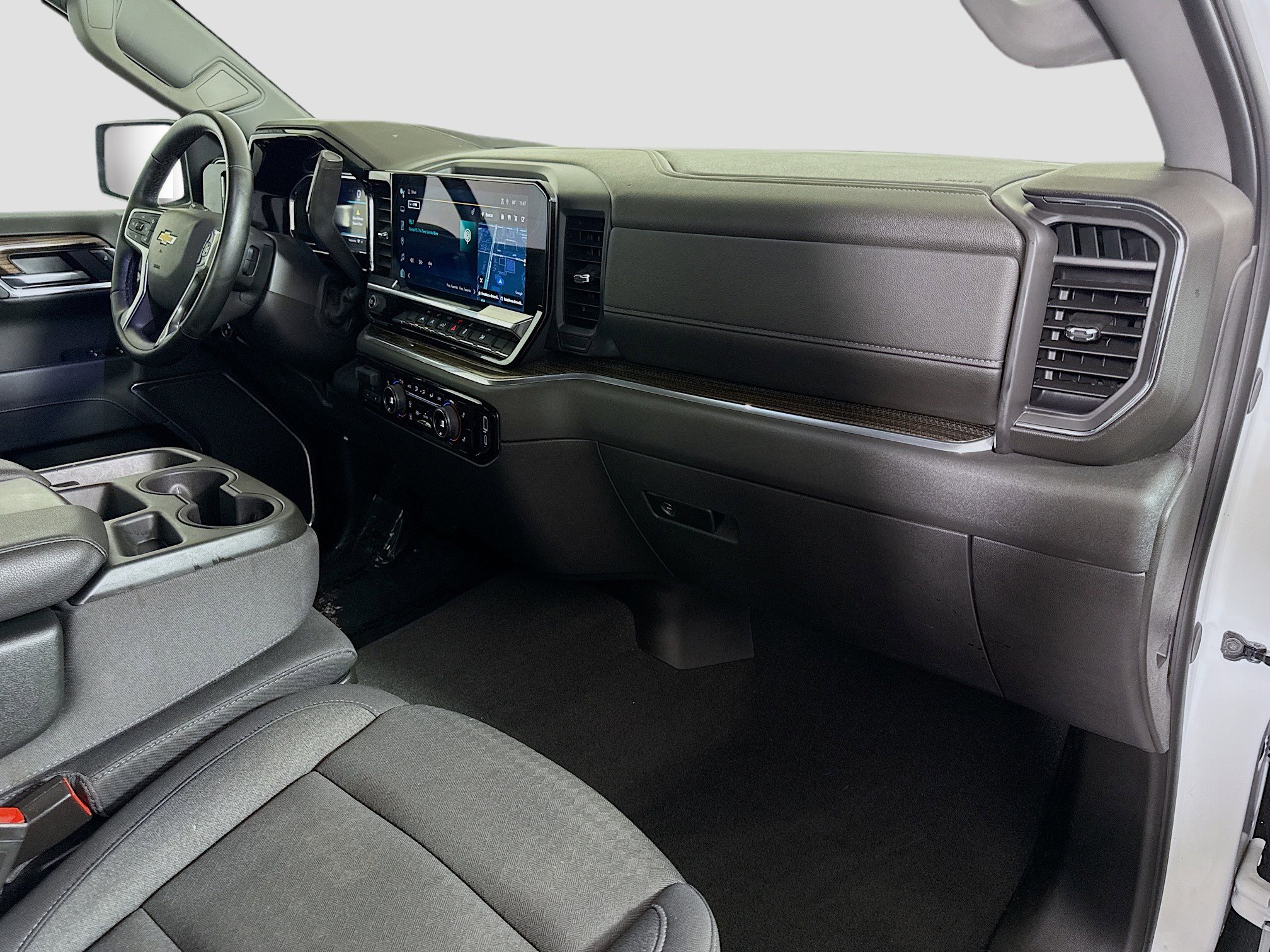 Used 2025 Chevrolet Silverado 1500 LT image 30