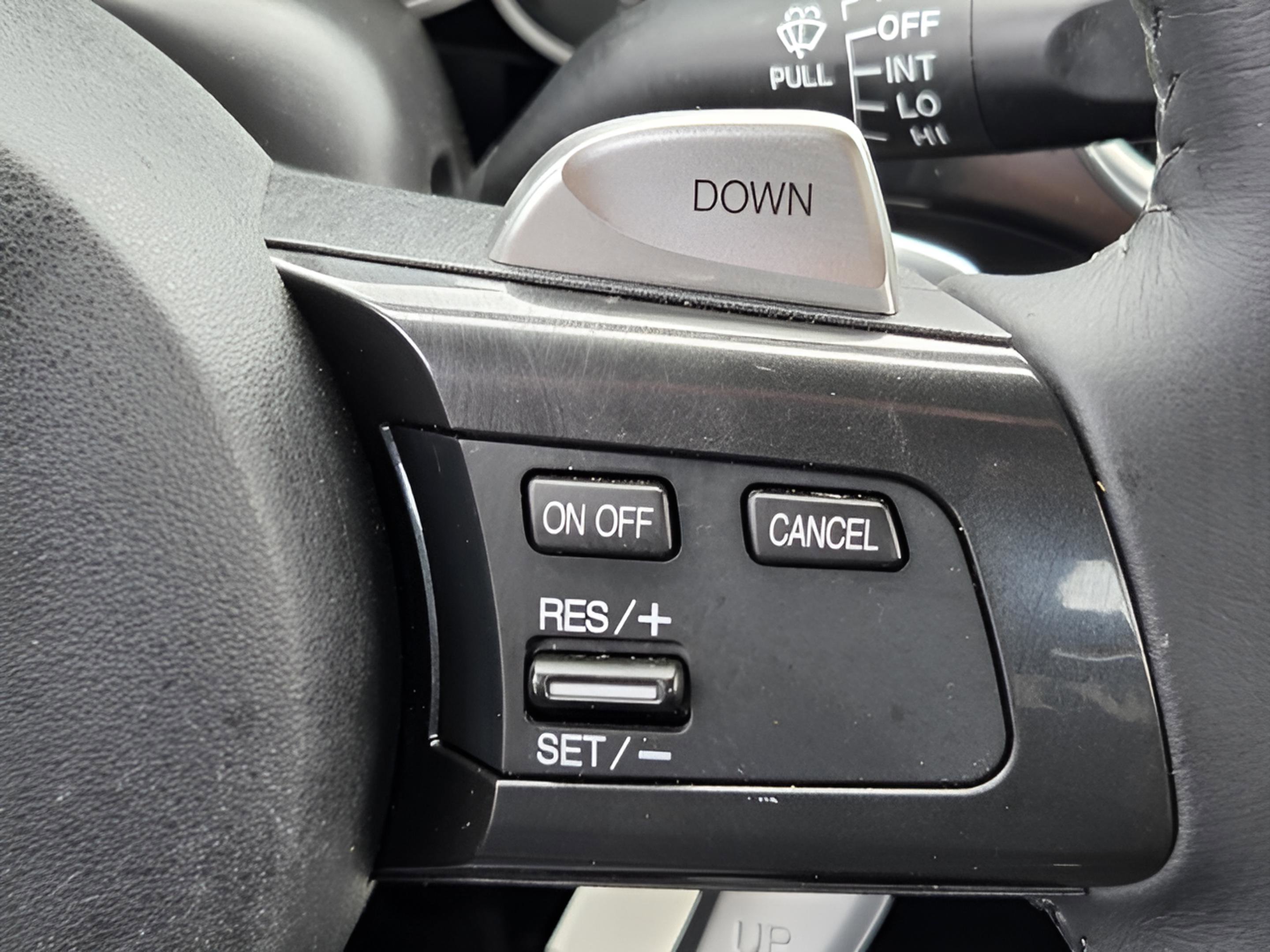 Used 2015 MAZDA MX-5 Miata Grand Touring RWD image 9