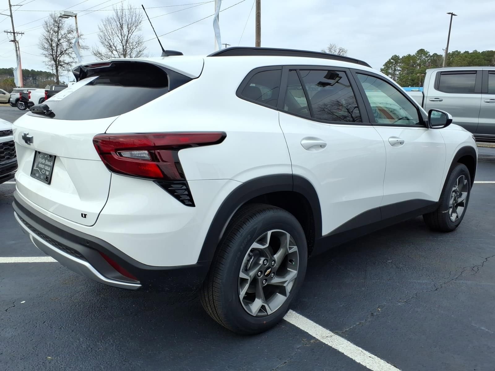 New 2026 Chevrolet Trax LT w/ Driver Confidence Package image 3