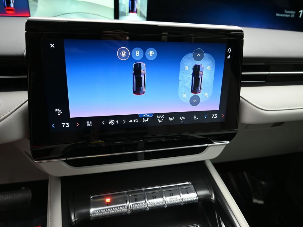 New 2026 Lincoln Nautilus Premier image 20