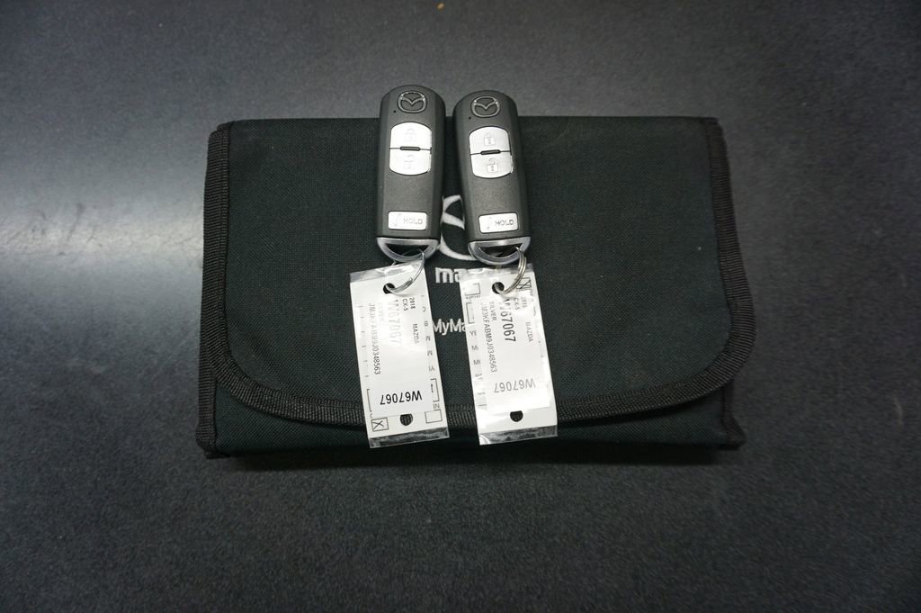 Used 2018 MAZDA CX-5 Sport image 16