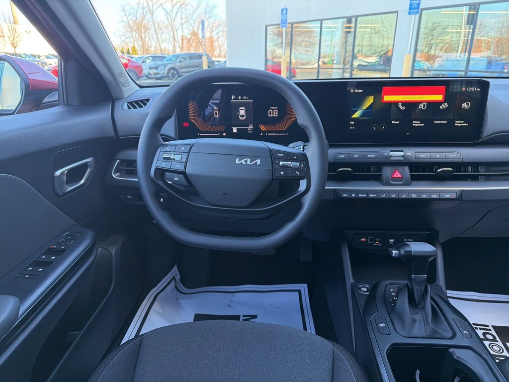 New 2025 Kia K4 LXS image 26