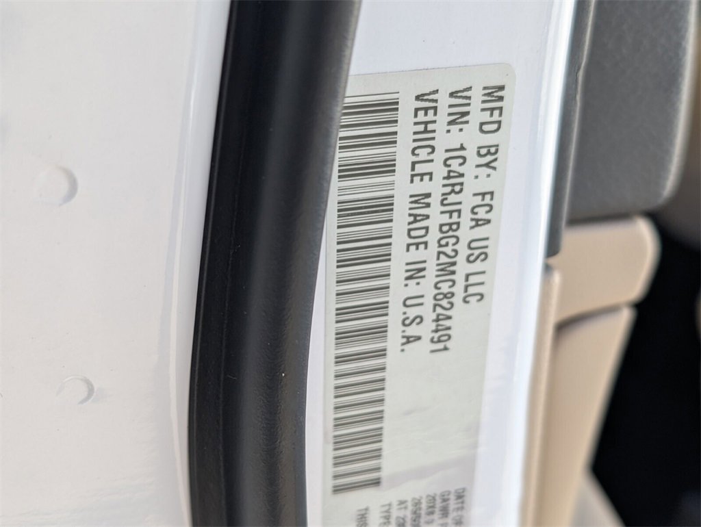 Used 2021 Jeep Grand Cherokee Limited w/ Trailer Tow Group IV image 21