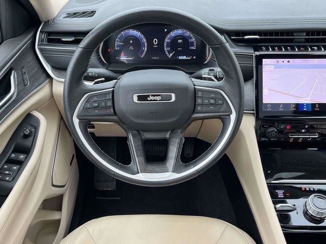 Used 2022 Jeep Grand Cherokee L Limited image 19