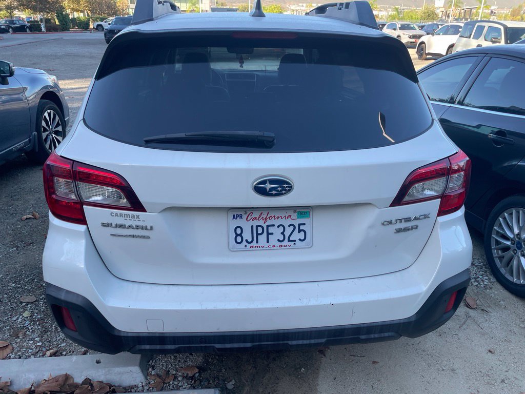 Used 2019 Subaru Outback 3.6R Limited AWD/4WD image 6