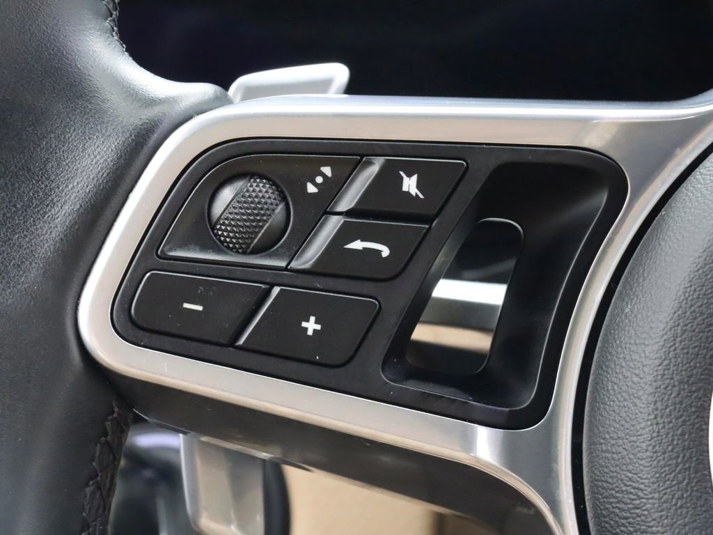 Used 2020 Porsche Cayenne AWD/4WD image 20