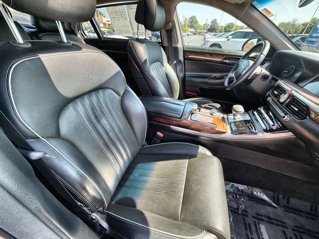 Used 2017 Genesis G90 3.3T Premium AWD/4WD image 26
