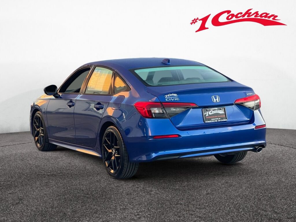 Used 2023 Honda Civic Sport image 5