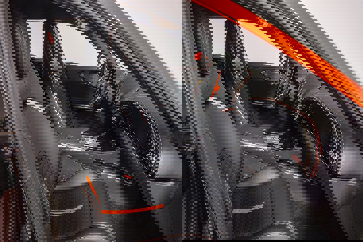 Used 2024 Ferrari Purosangue image 32