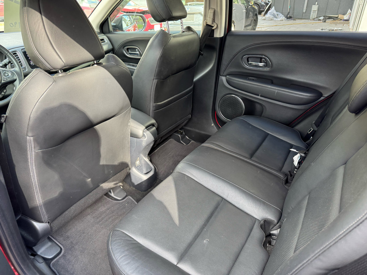 Used 2019 Honda HR-V Touring image 11