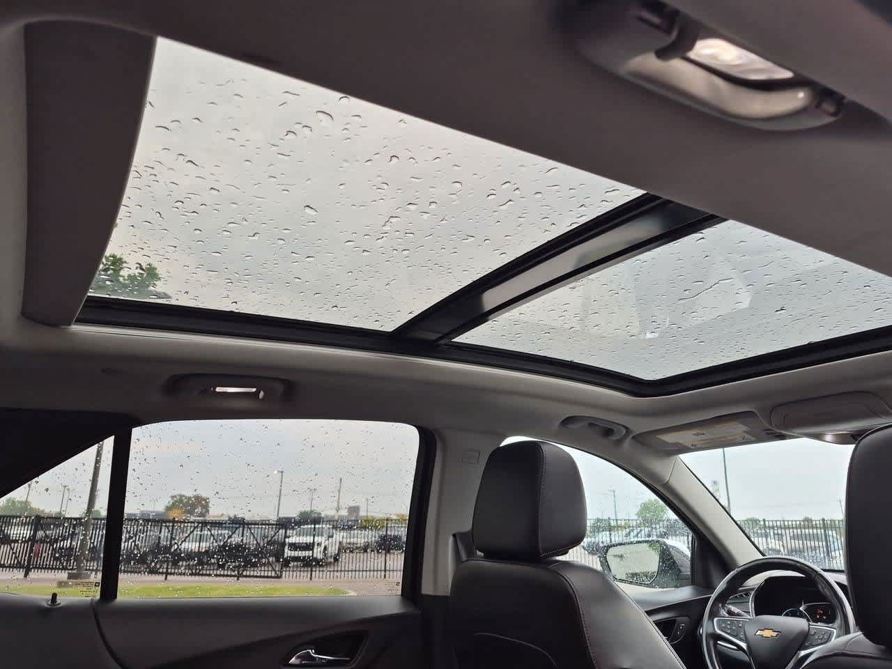Used 2018 Chevrolet Equinox Premier AWD/4WD image 22