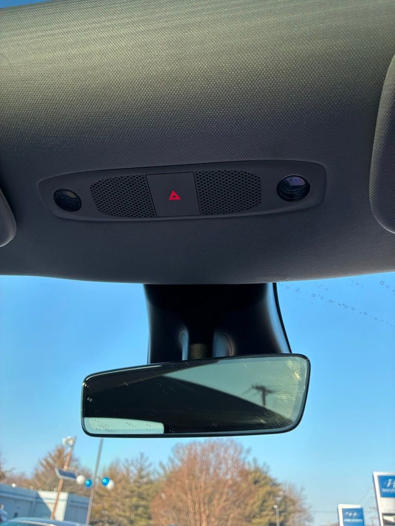 Used 2021 Tesla Model Y Long Range image 39