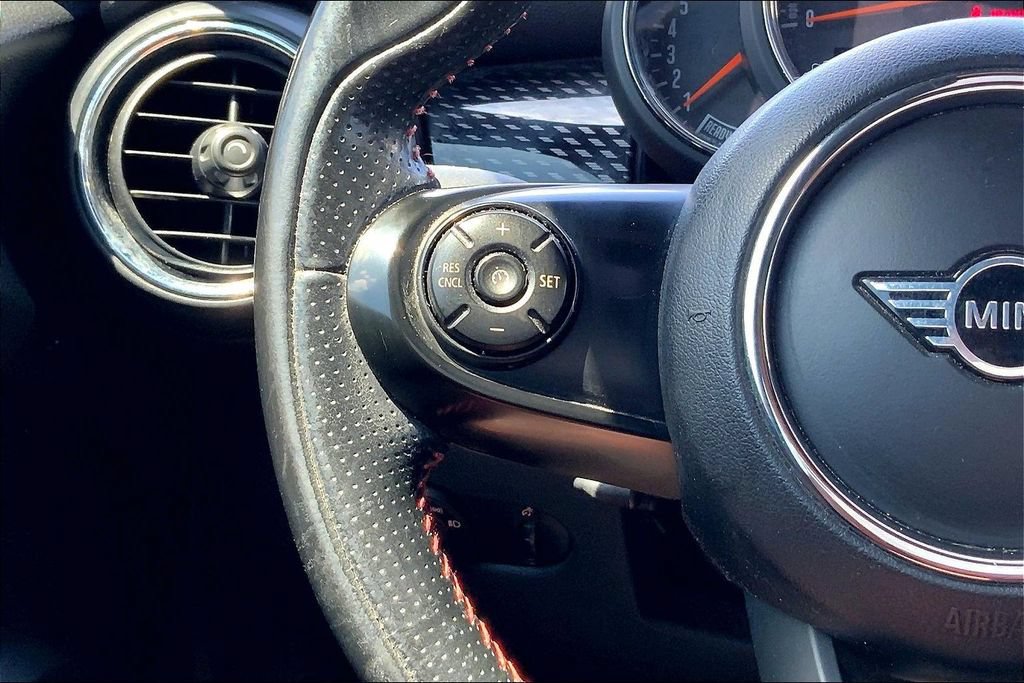 Used 2019 MINI Cooper S FWD image 13
