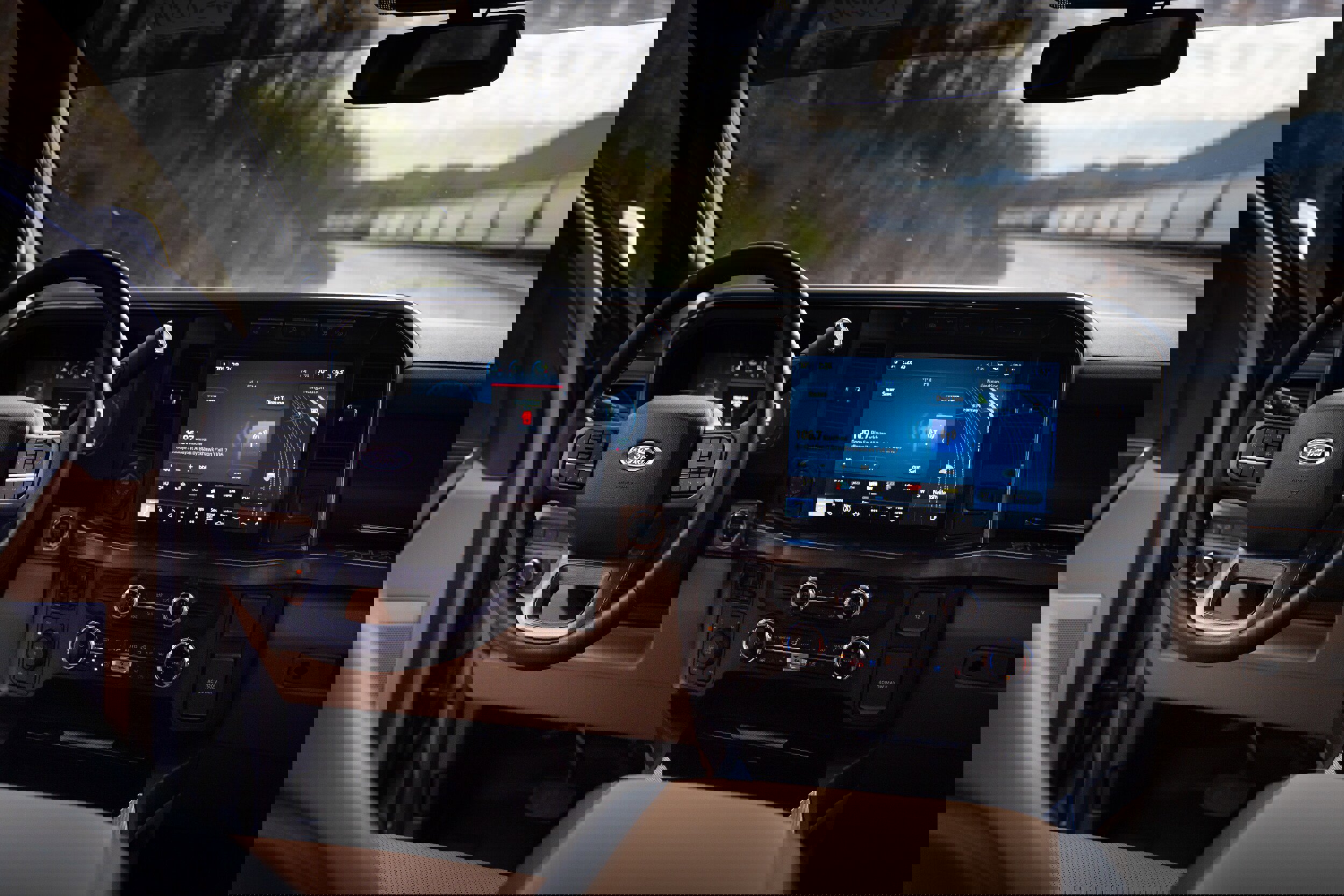 Certified 2024 Ford F350 Lariat w/ Lariat Ultimate Package image 18