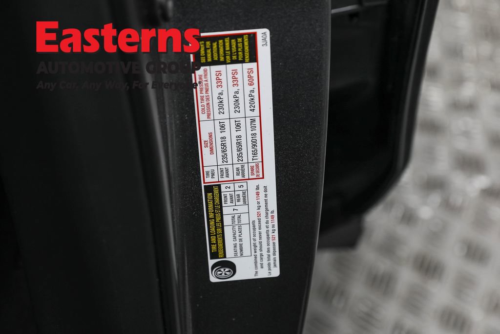 Used 2020 Nissan Pathfinder S image 37