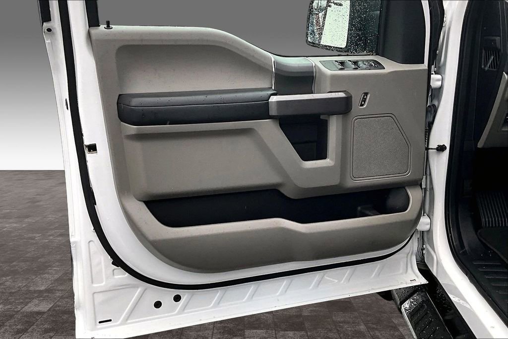 Used 2020 Ford F150 XLT w/ Equipment Group 302A Luxury image 12