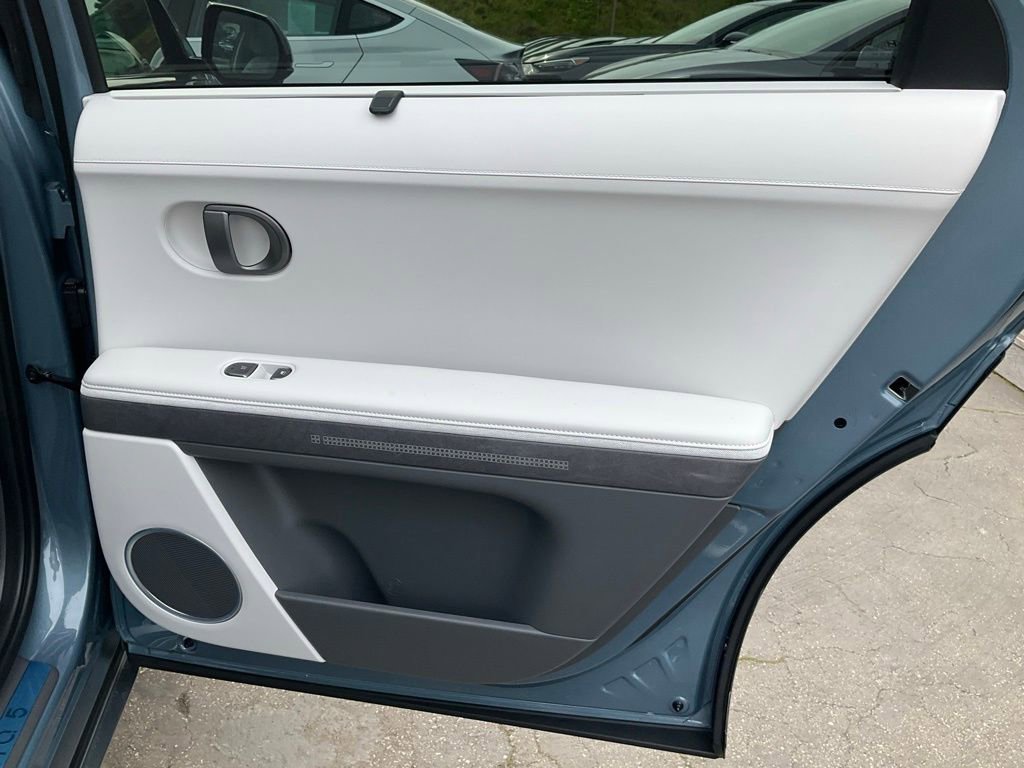 Used 2025 Hyundai Ioniq 5 Limited image 56