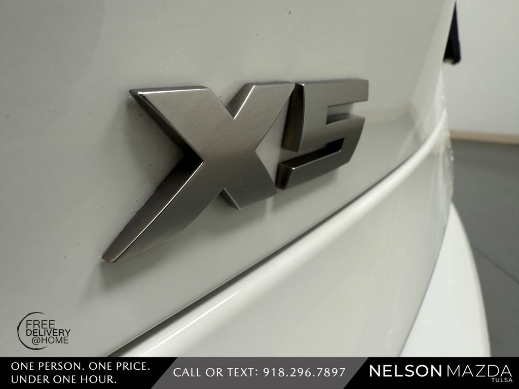 Used 2022 BMW X5 M50i w/ Executive Package AWD/4WD image 10