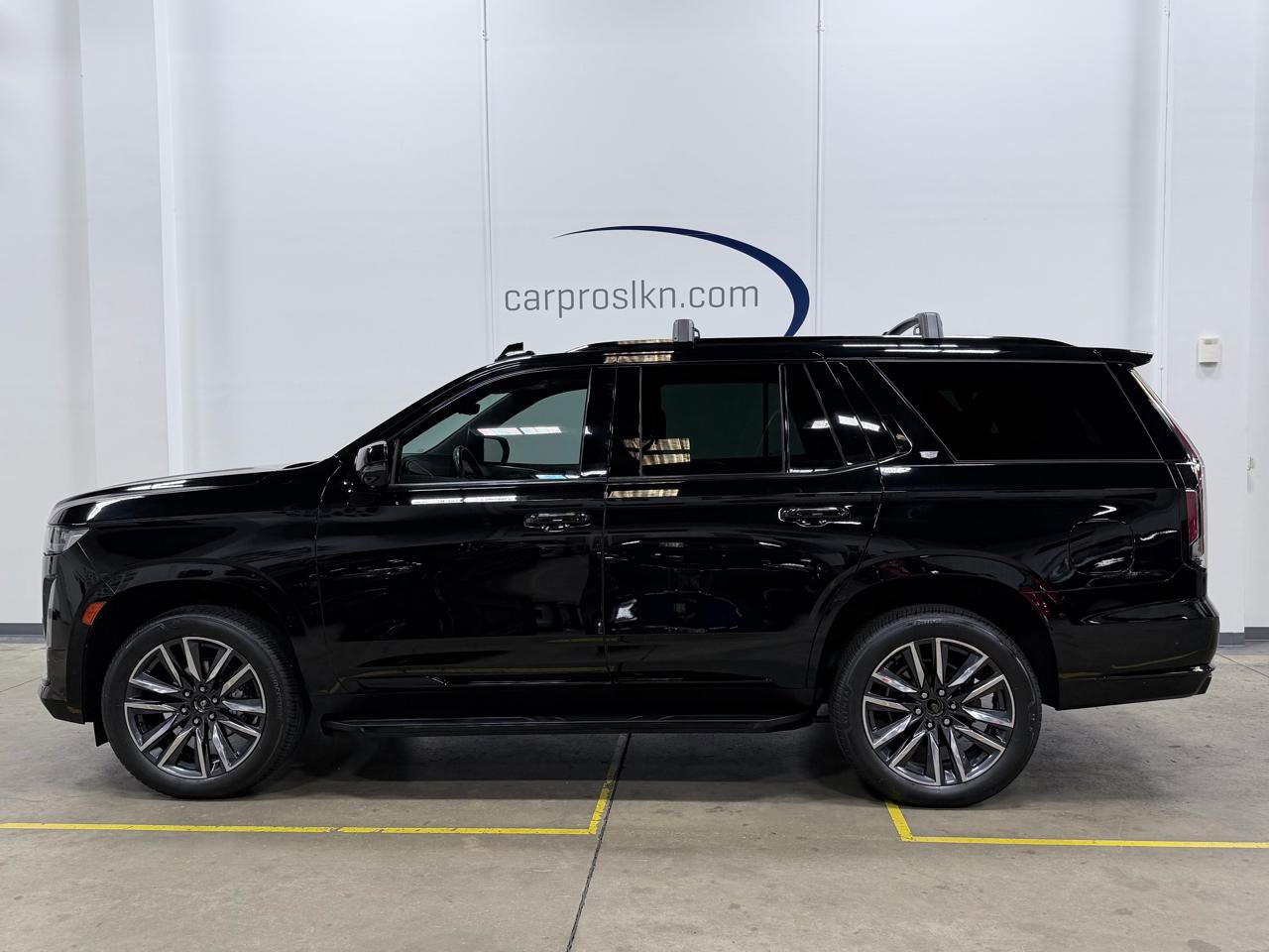 Used 2022 Cadillac Escalade Sport w/ Touring Package AWD/4WD image 4
