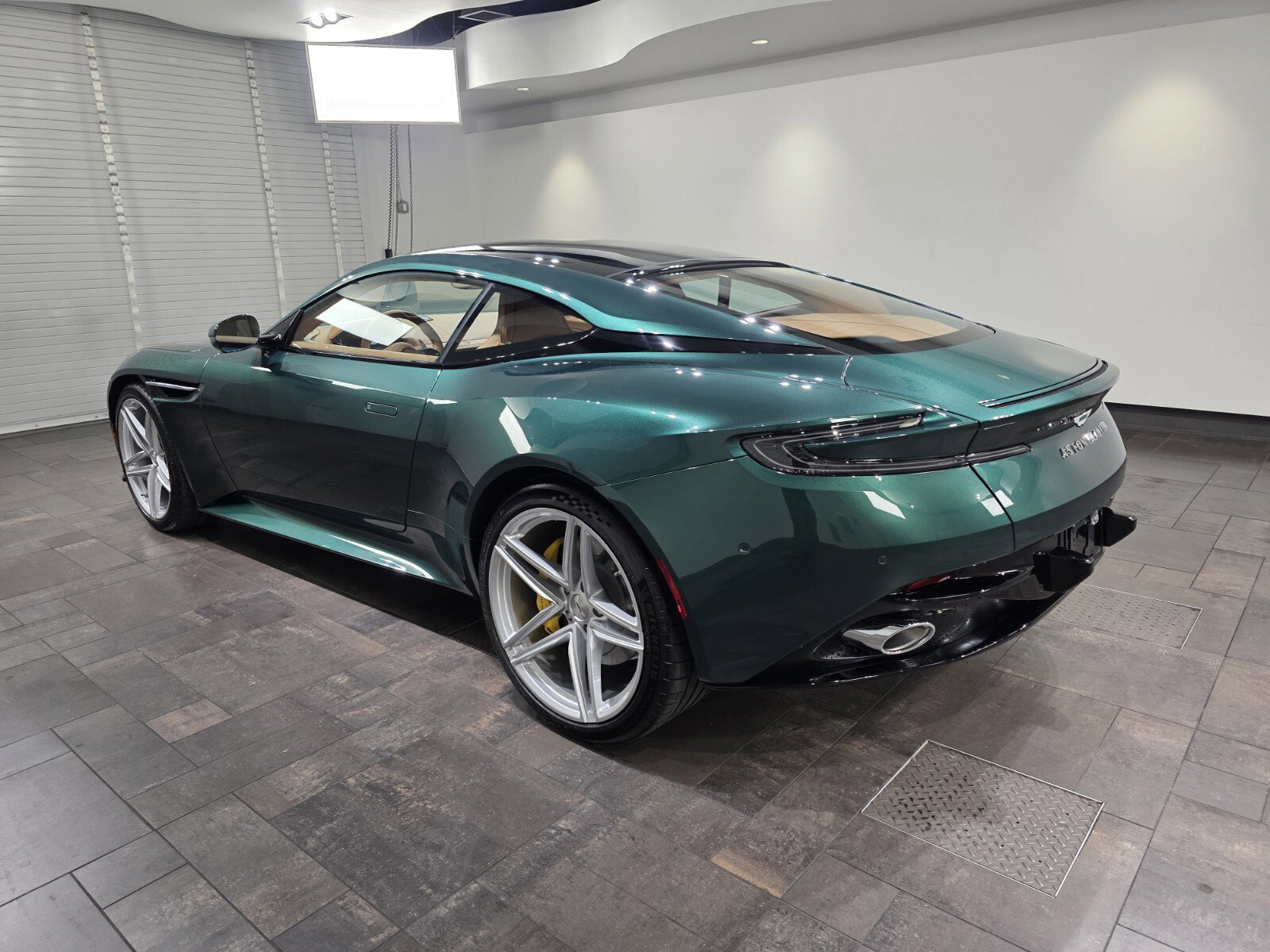 New 2026 Aston Martin DB12 Coupe image 2