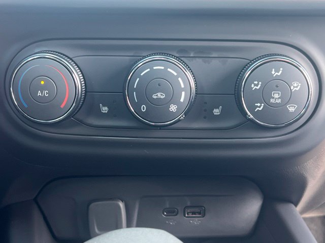 New 2026 Chevrolet Trax LS w/ LS Convenience Package FWD image 6